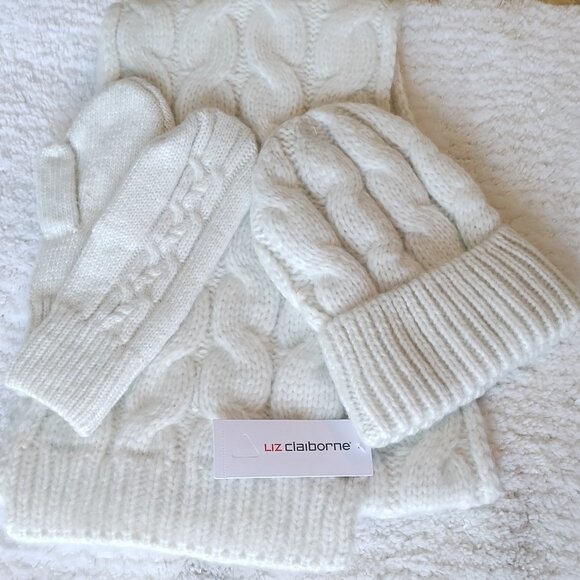 Liz Claiborne 3pc. Set with Free Gift!! - Picture 1 of 9